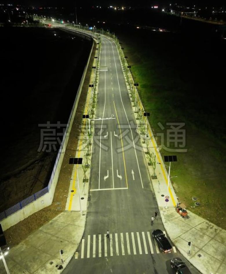 安徽滁州市政道路2000套太陽(yáng)能路燈項(xiàng)目